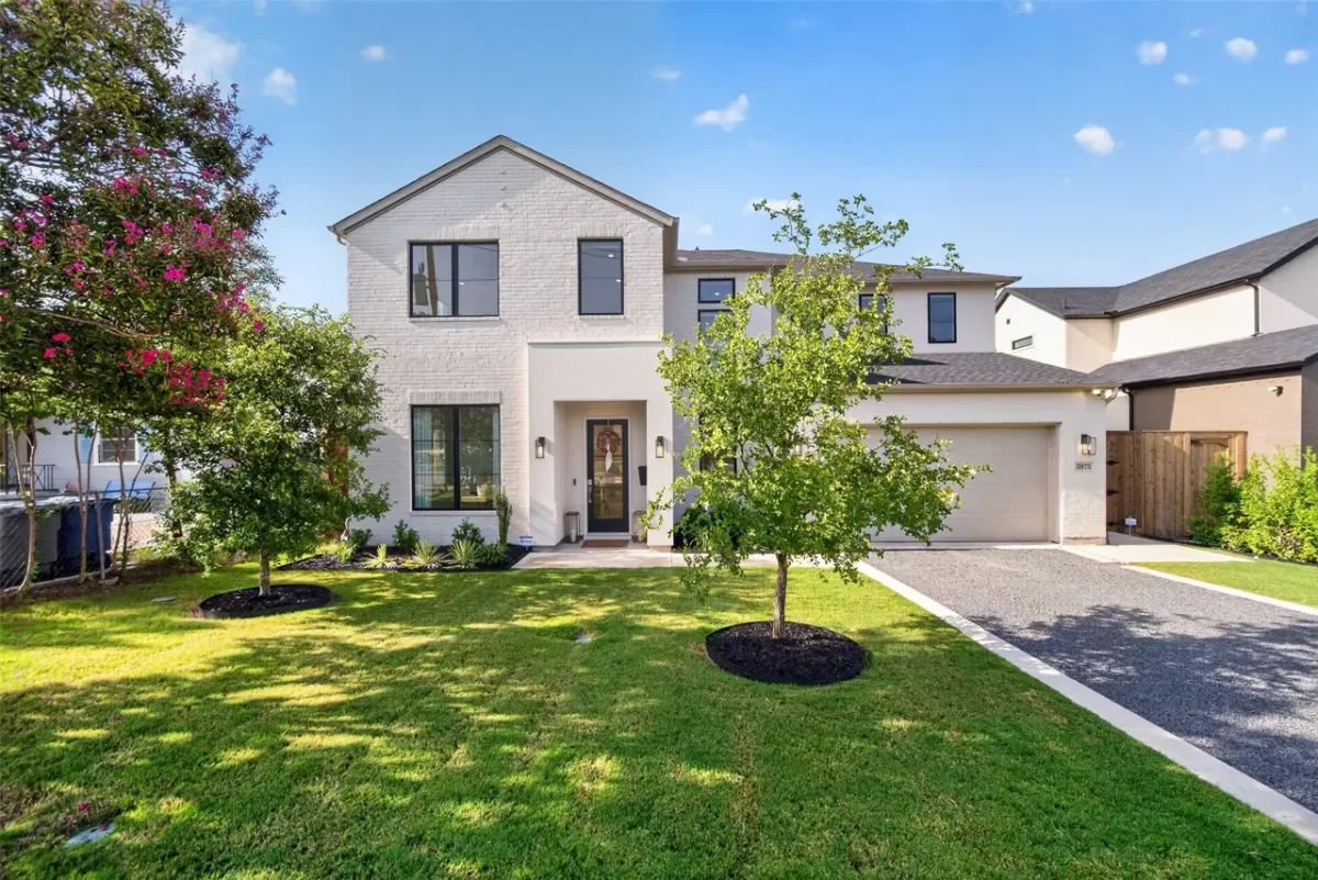 4BR House for Sale in Dallas, TX