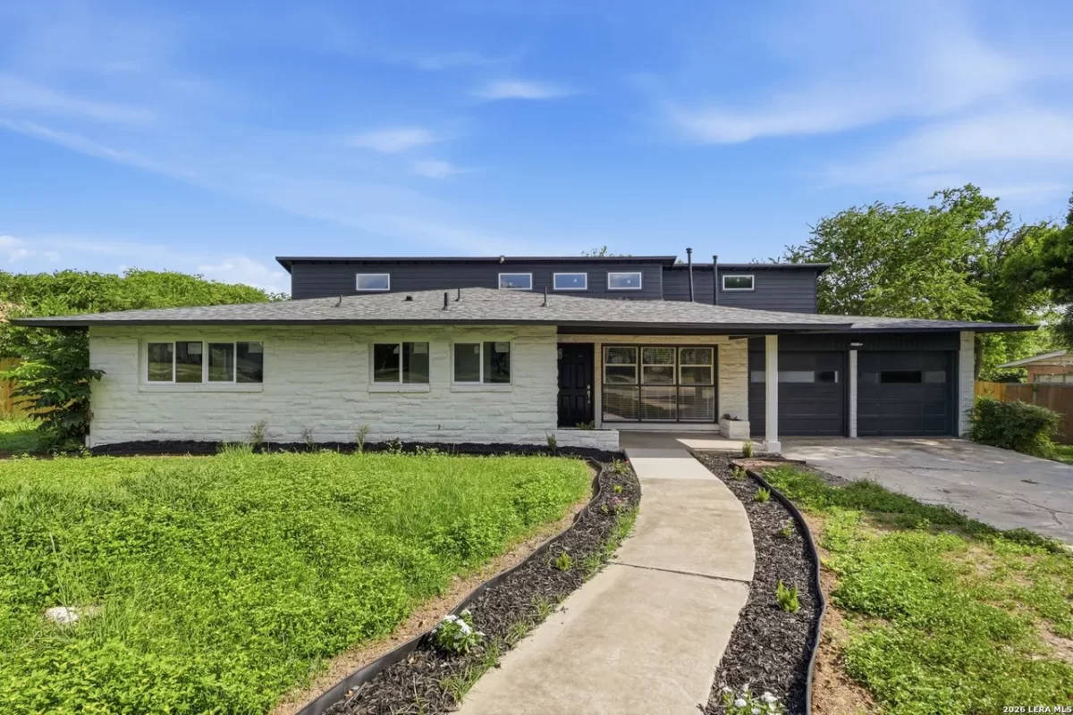 4BR House for Sale in San Antonio, TX