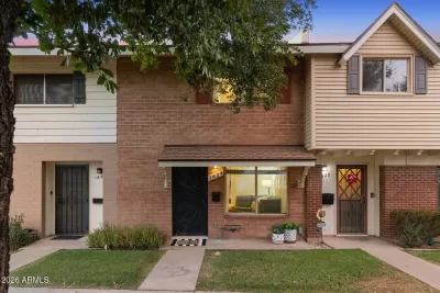 2BR Townhouse for Sale in Phoenix, AZ