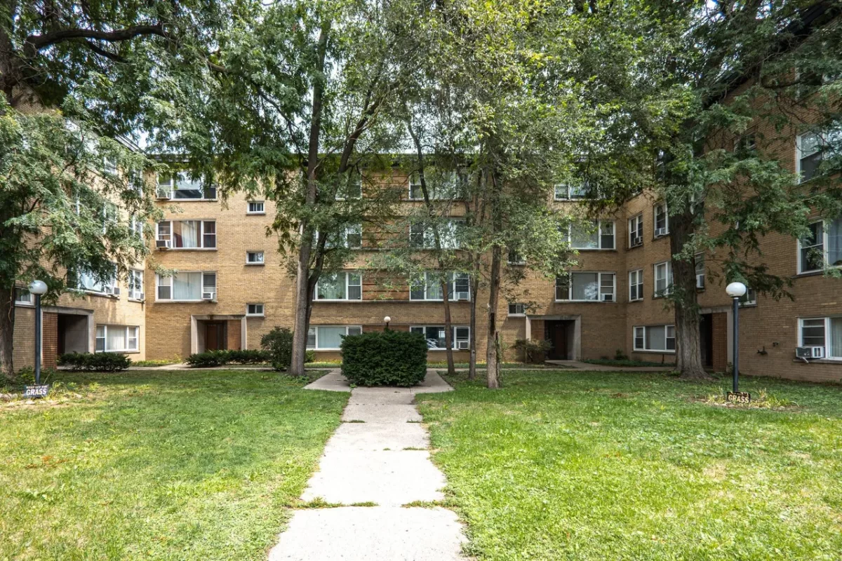 Condo for Sale in Chicago, IL