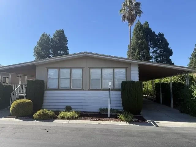2BR Mobile Home for Sale in San Jose, CA