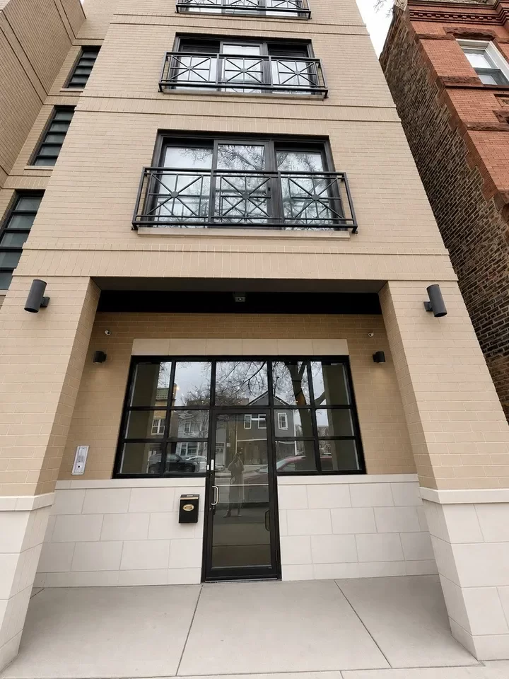 3BR Condo for Rent in Chicago, IL