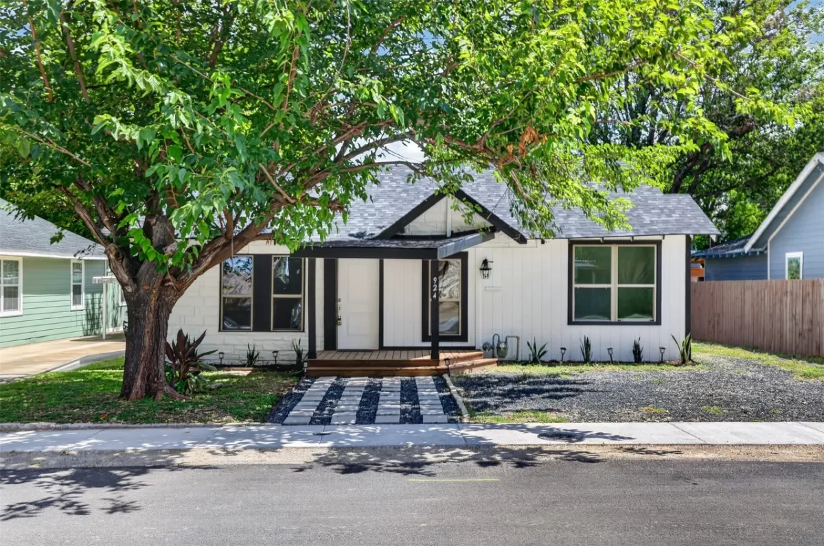 3BR House for Sale in Dallas, TX