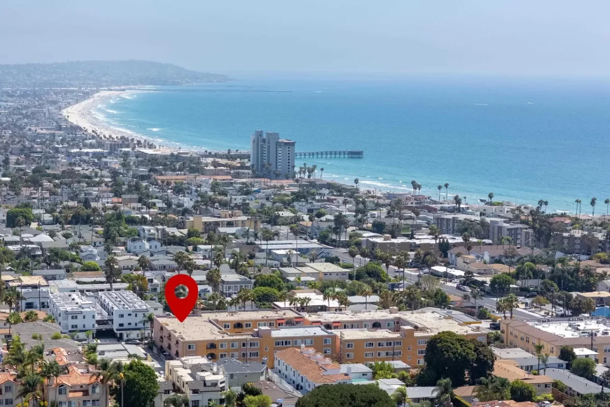 Condo for Sale in San Diego, CA