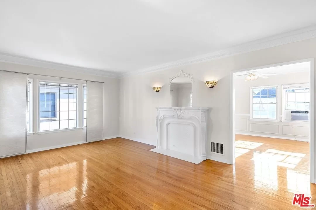 2BR Townhouse for Rent in Los Angeles, CA