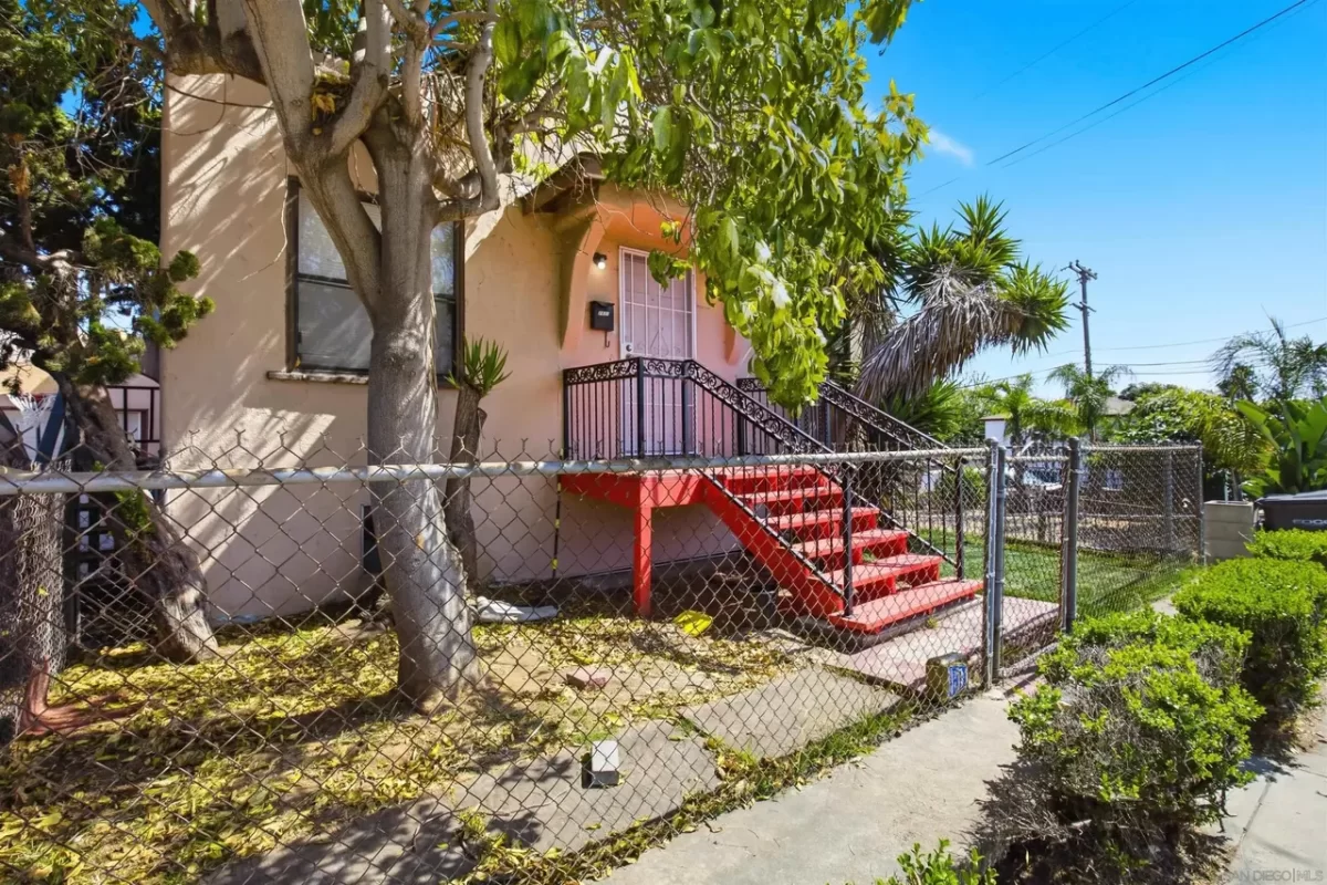 4BR Multi-Family for Sale in National City, CA
