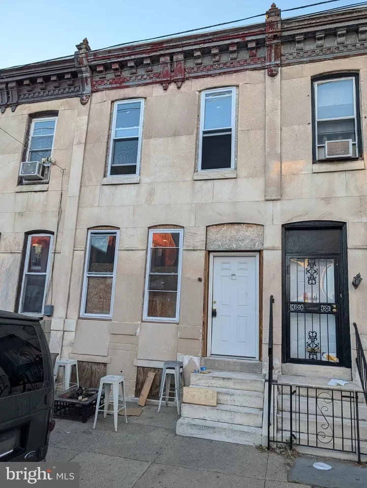 3BR Townhouse for Sale in Philadelphia, PA