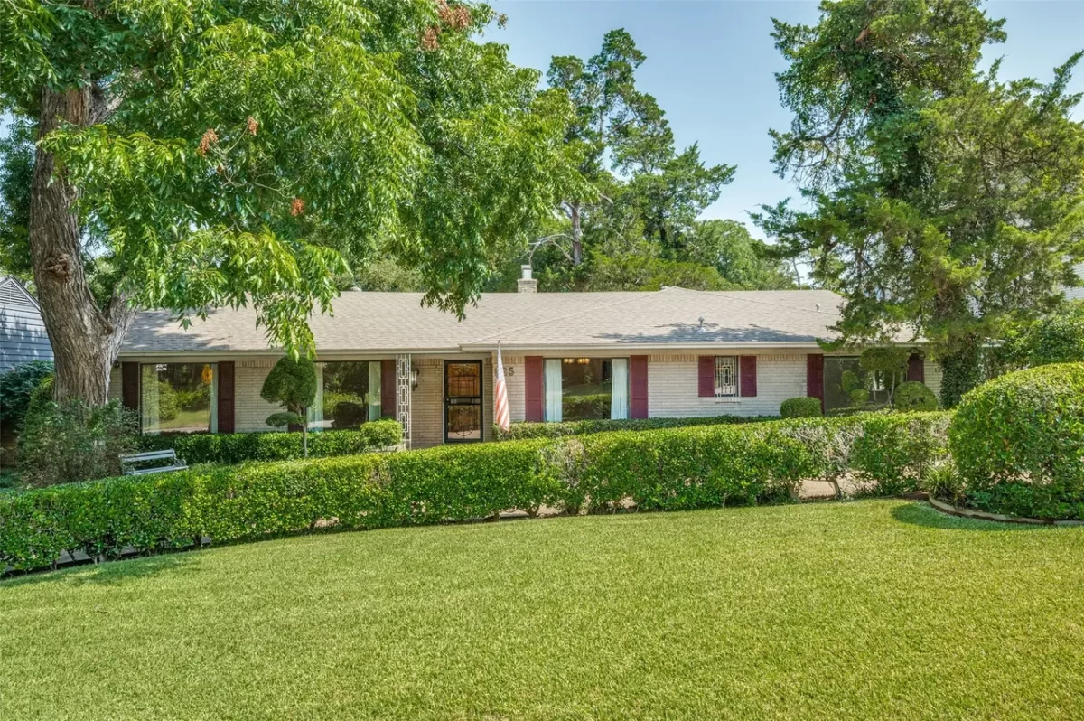 4BR House for Sale in Dallas, TX