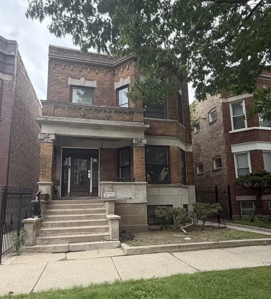 2BR Apartment for Rent in Chicago, IL