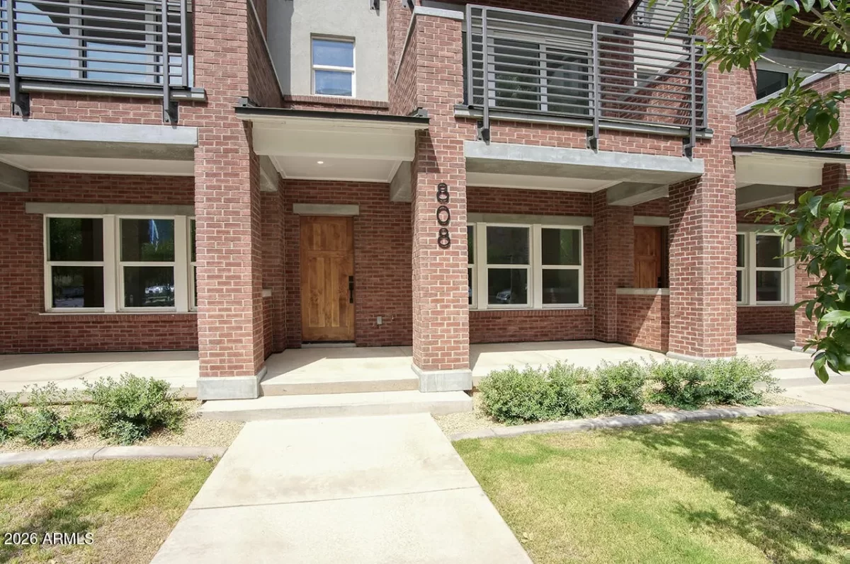 2BR Townhouse for Sale in Phoenix, AZ