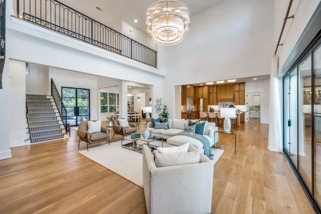 5BR House for Sale in Dallas, TX