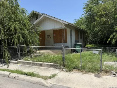 2BR House for Sale in San Antonio, TX