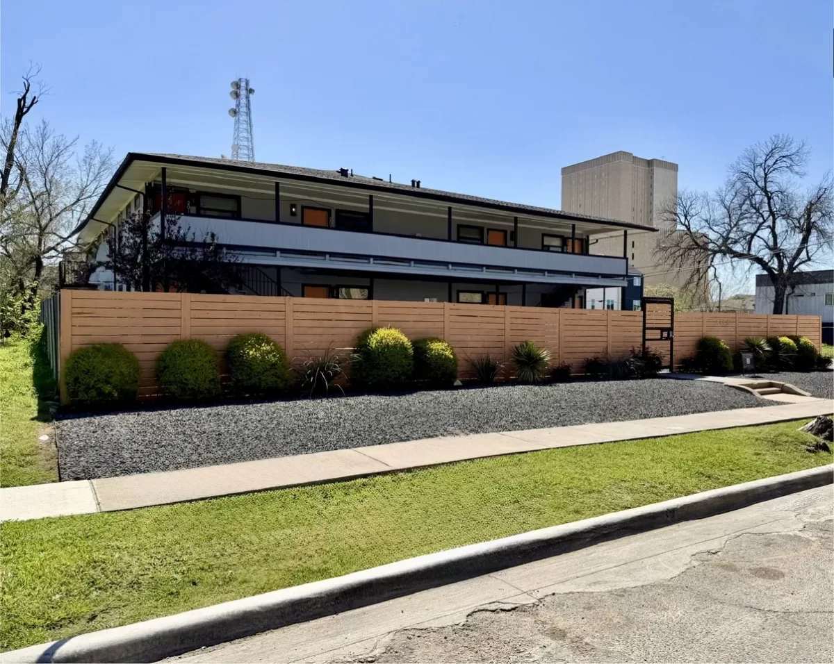 Studio Apartment for Sale in Dallas, TX