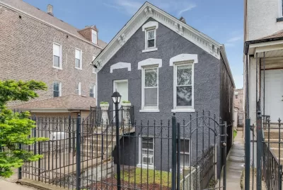 2BR House for Sale in Chicago, IL