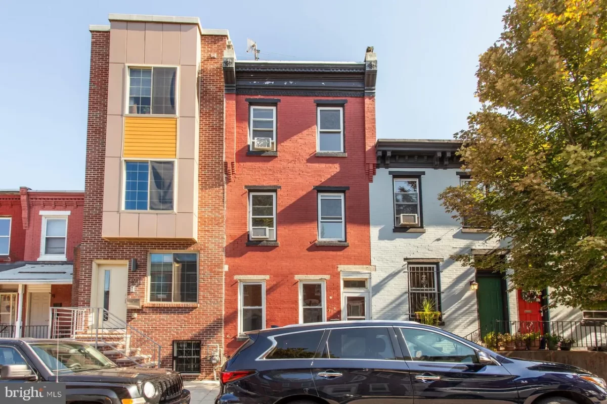 4BR Townhouse for Sale in Philadelphia, PA