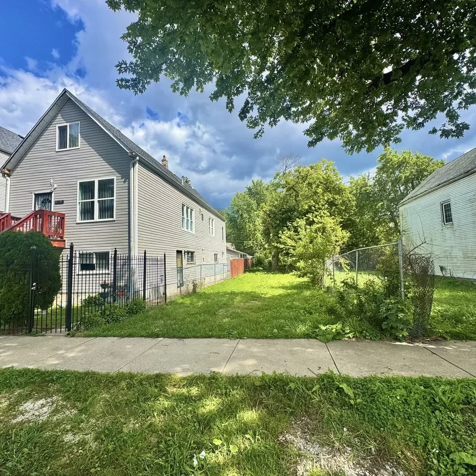 Land for Sale in Chicago, IL