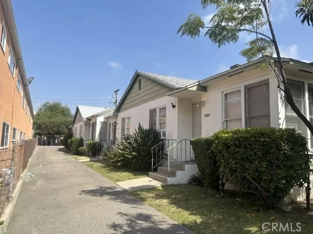 4BR Multi-Family for Sale in Glendale, CA