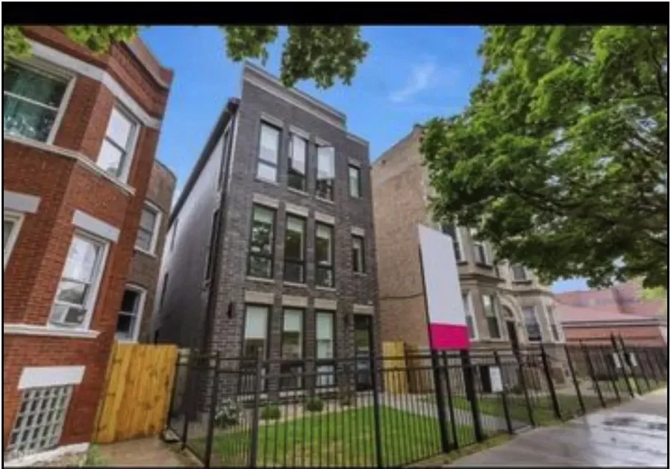 3BR House for Rent in Chicago, IL