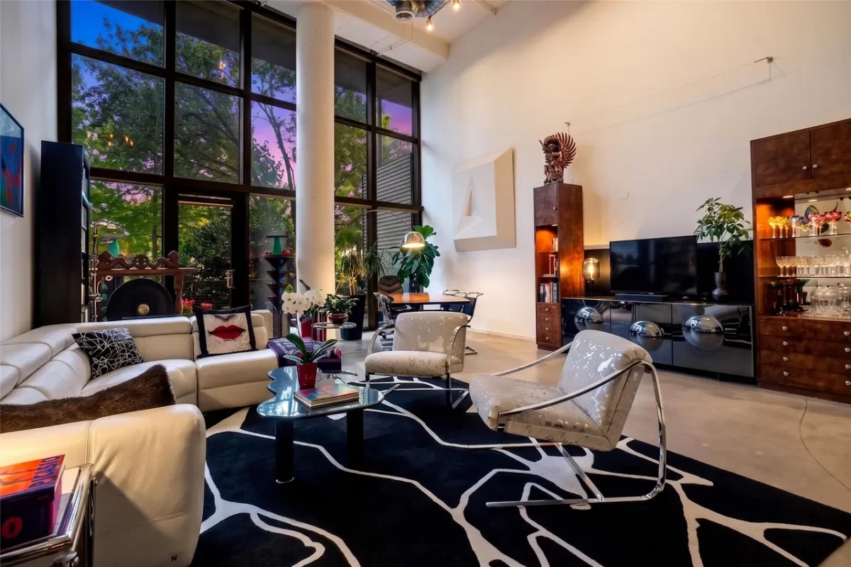 2BR Condo for Sale in Dallas, TX