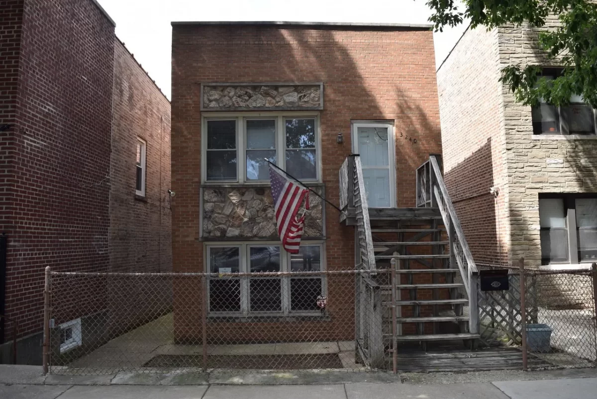 4BR Multi-Family for Sale in Chicago, IL