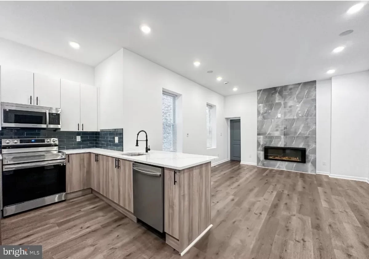 2BR Townhouse for Rent in Philadelphia, PA