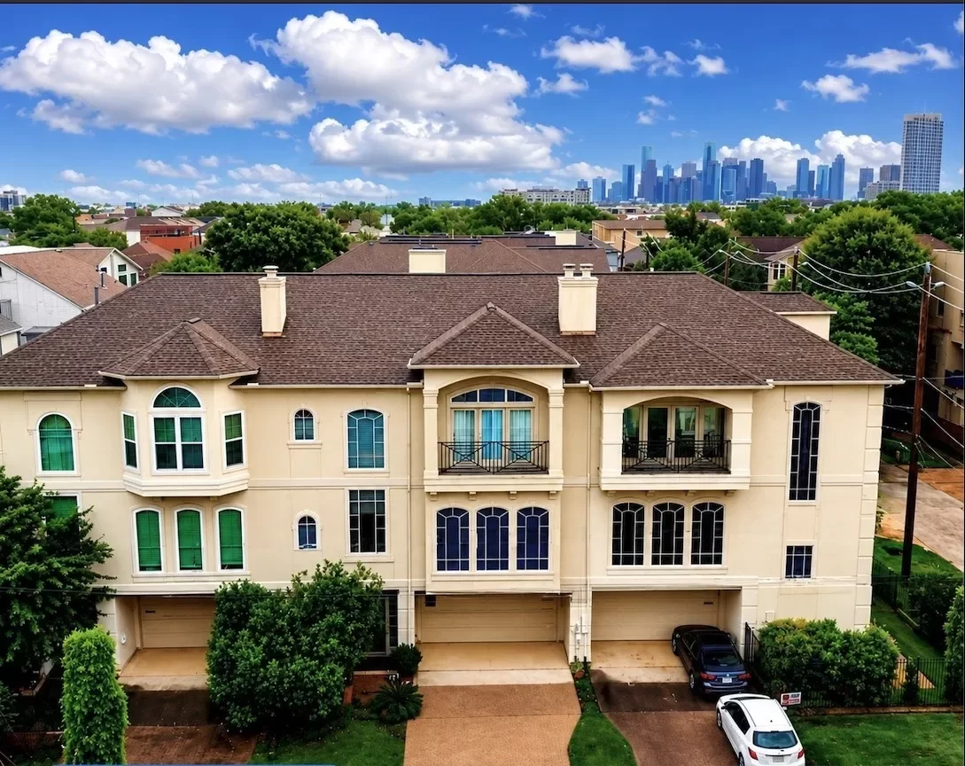 3BR Townhouse for Sale in Houston, TX