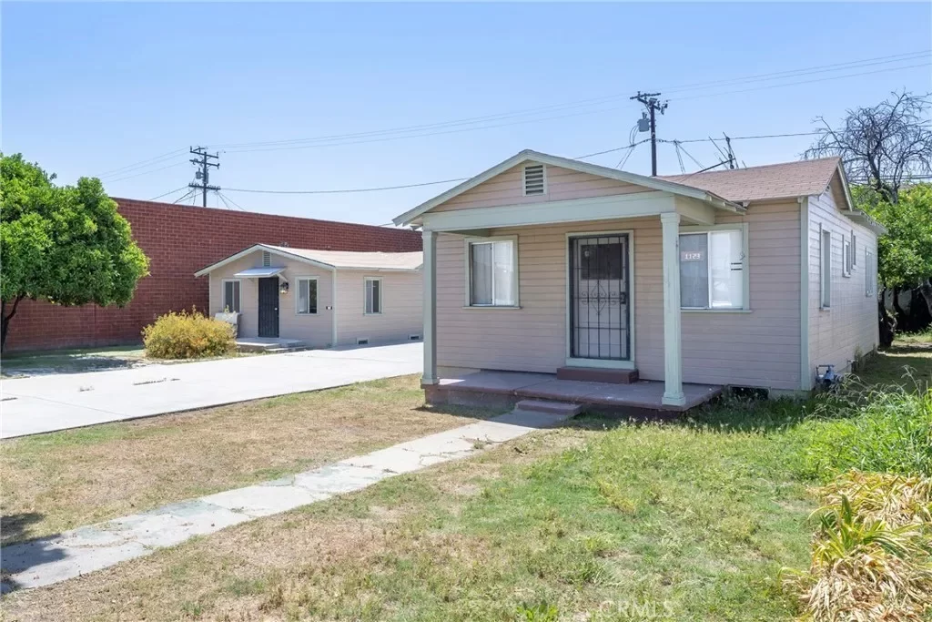 2BR House for Sale in East Los Angeles, CA