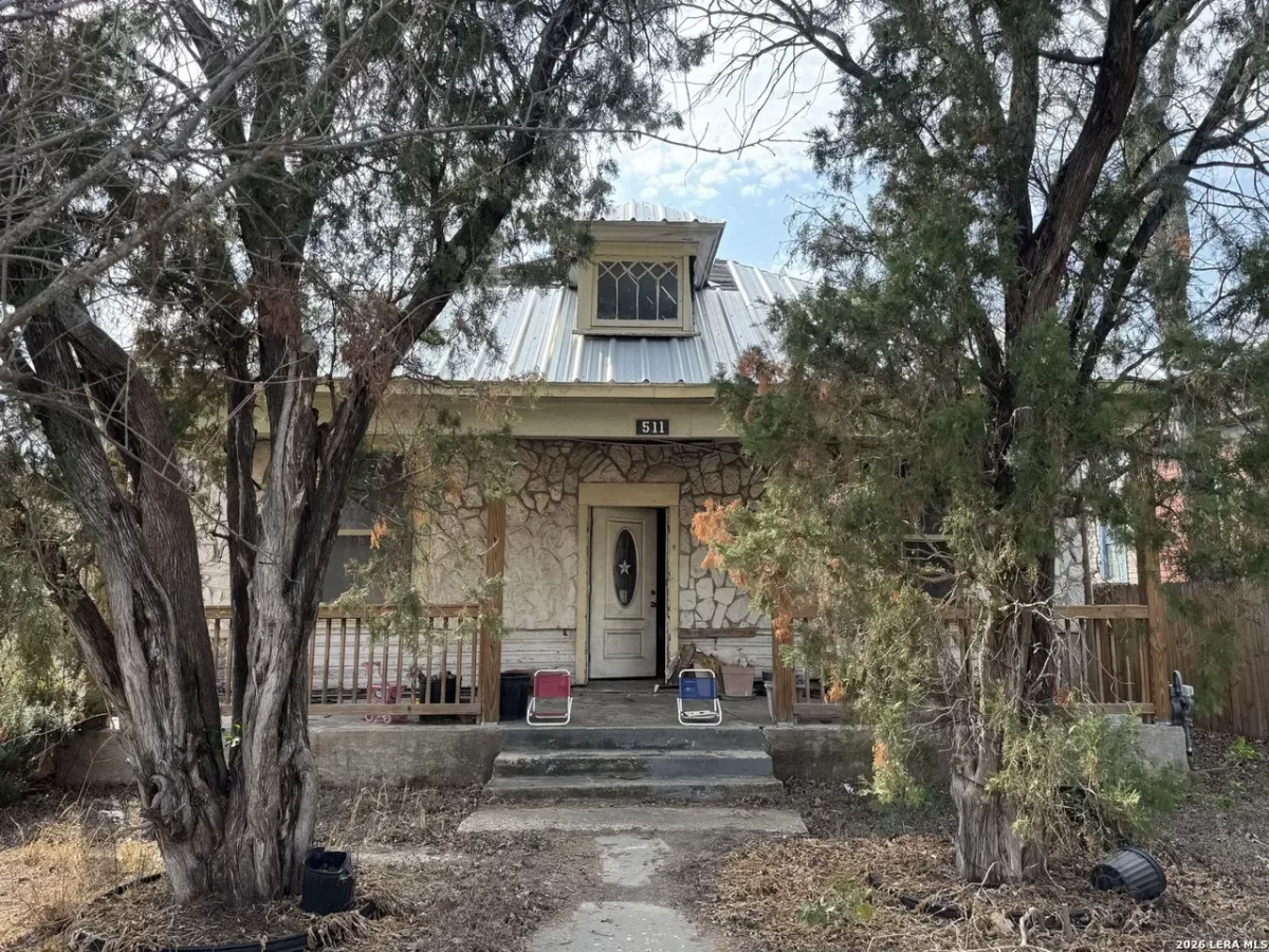 4BR House for Sale in San Antonio, TX