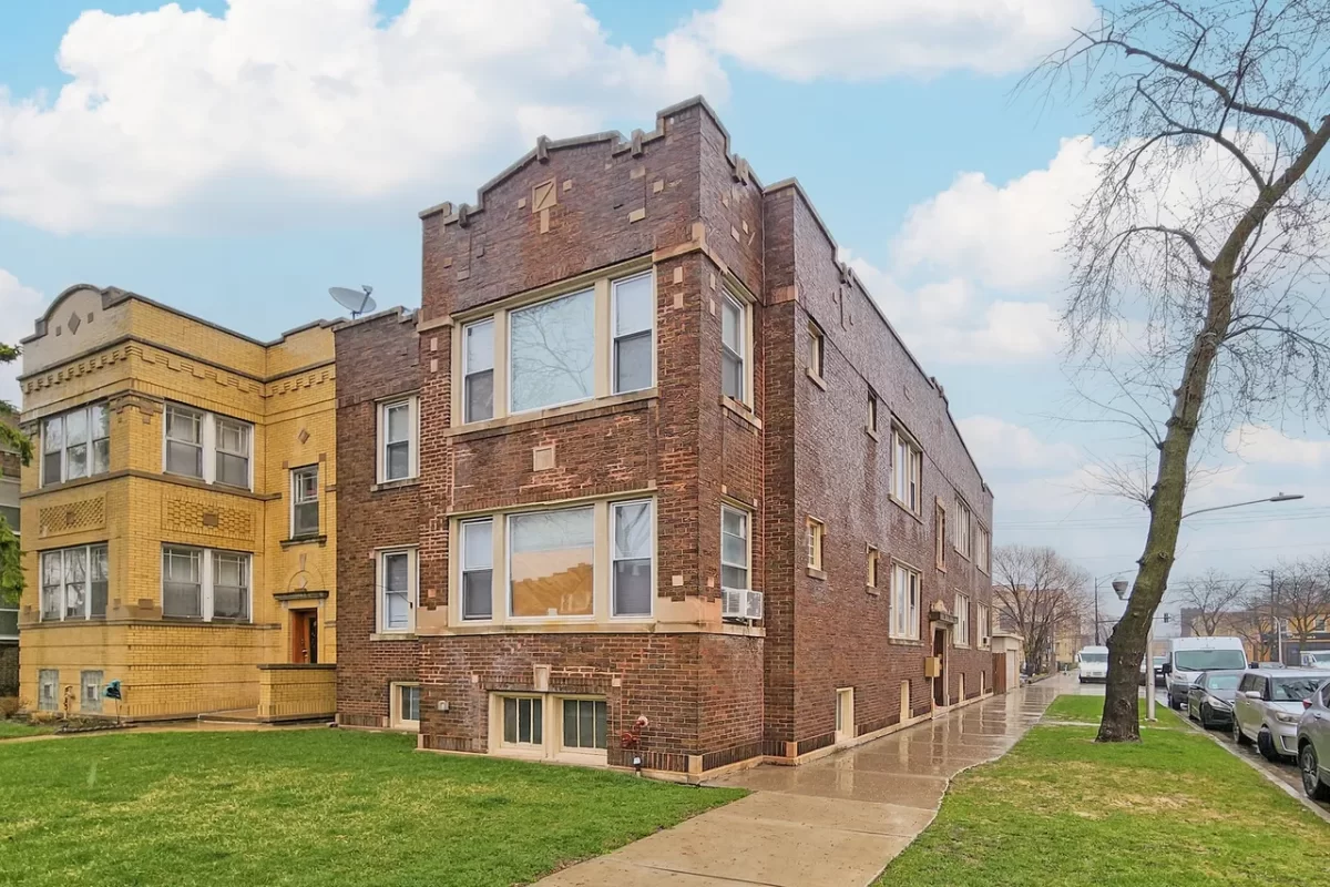 2BR Apartment for Rent in Chicago, IL