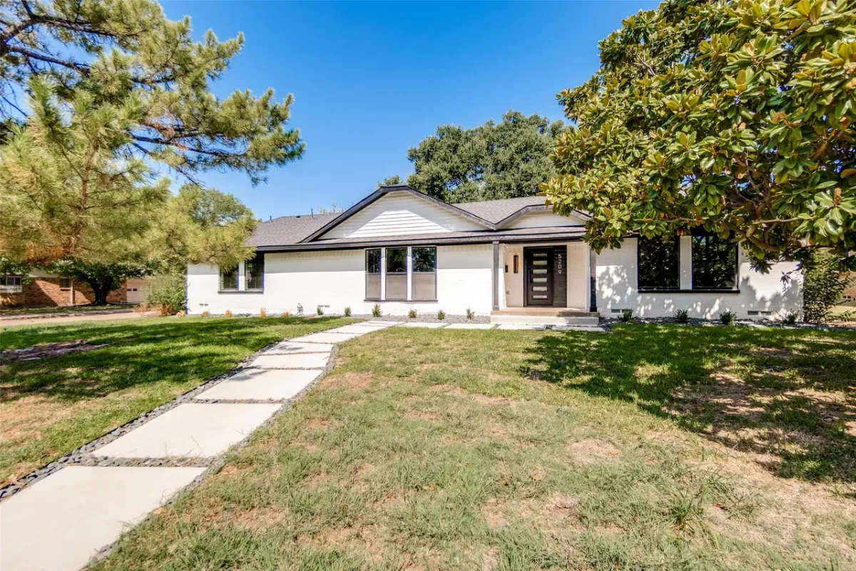 3BR House for Sale in Dallas, TX