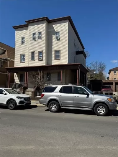 11BR Multi-Family for Sale in Brooklyn, NY