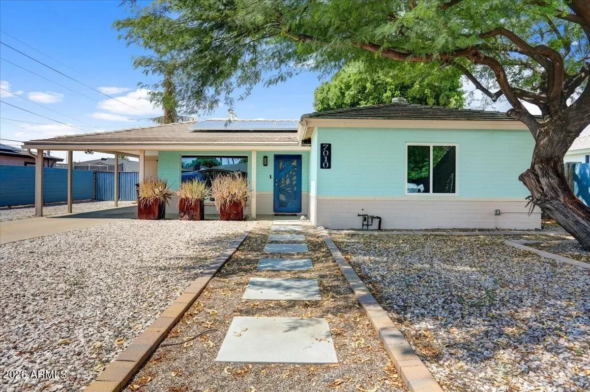 3BR House for Sale in Phoenix, AZ