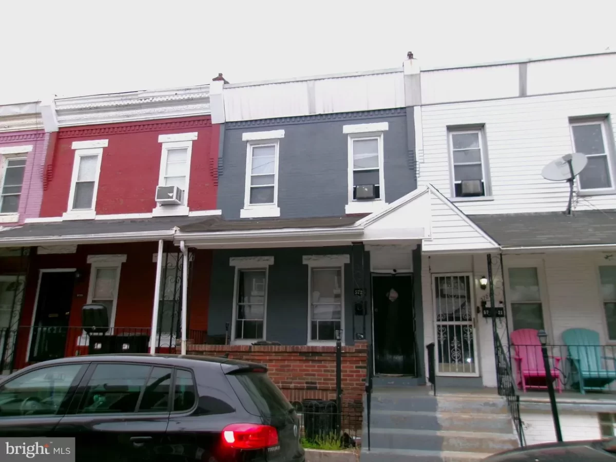 3BR Townhouse for Sale in Philadelphia, PA