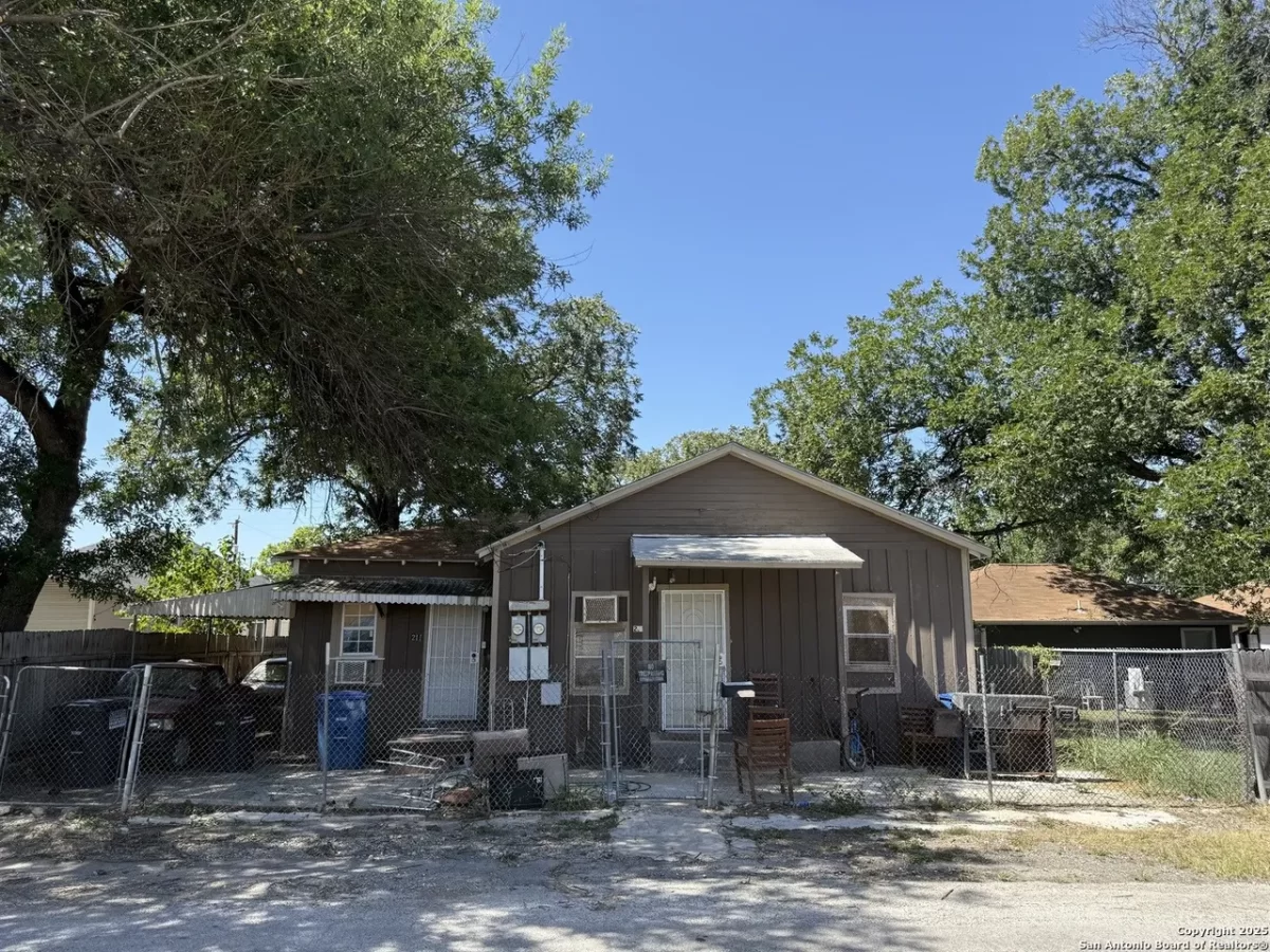 3BR House for Sale in San Antonio, TX