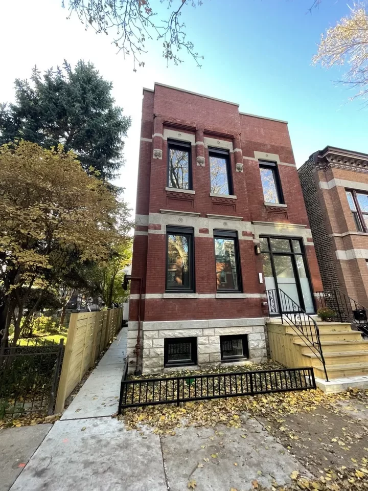 2BR Condo for Rent in Chicago, IL