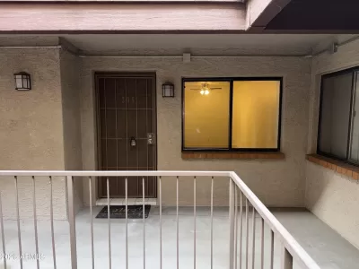 2BR Condo for Sale in Phoenix, AZ