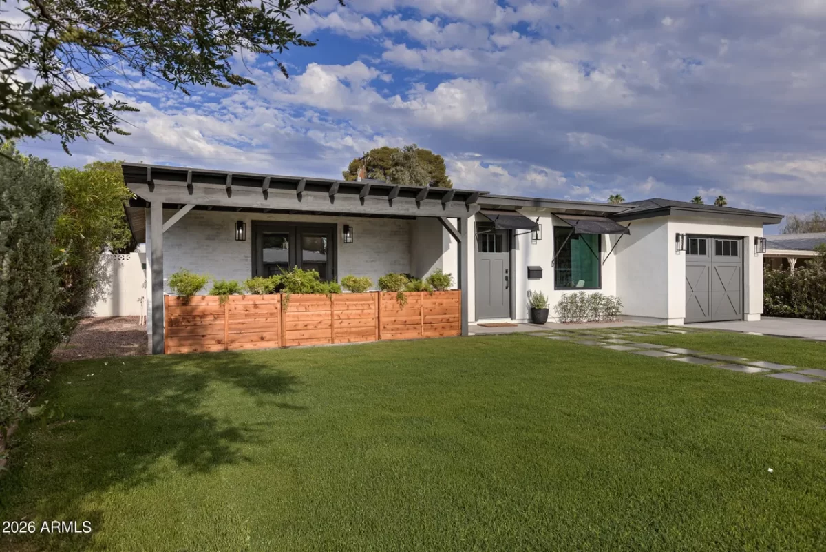 4BR House for Rent in Phoenix, AZ