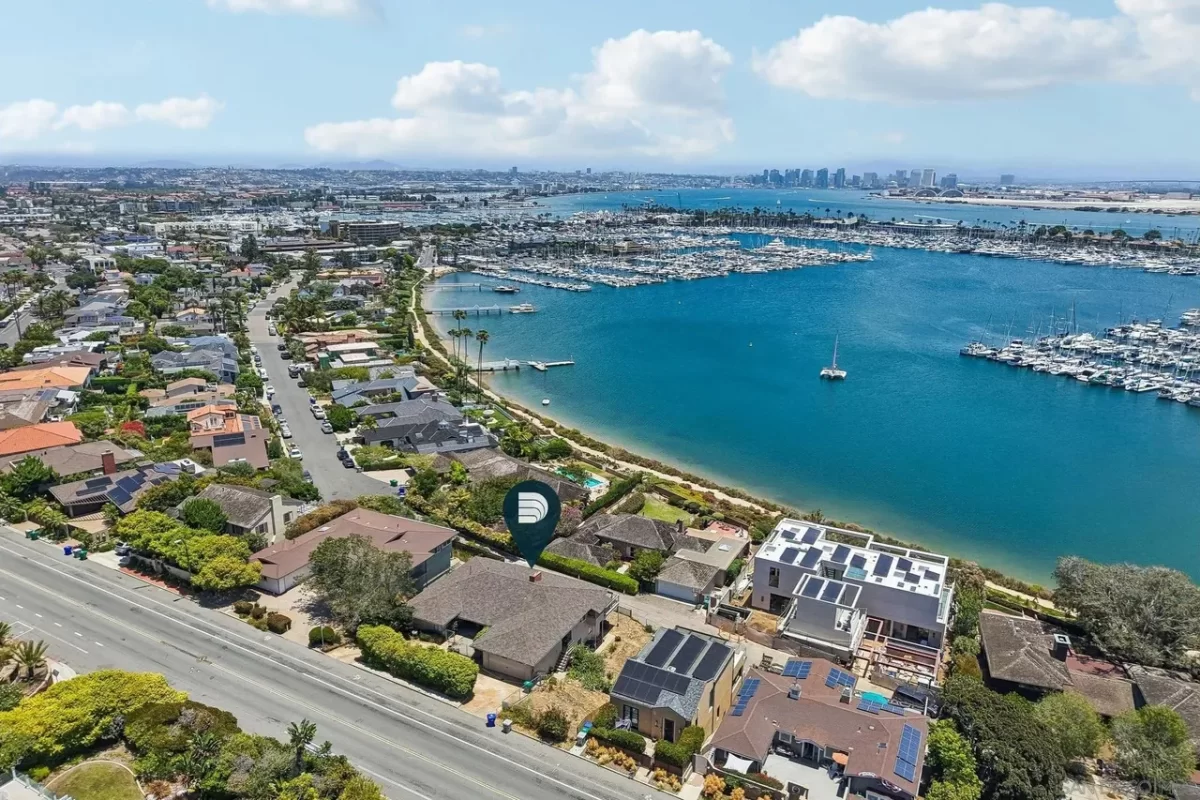 4BR House for Sale in San Diego, CA