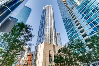 2BR Condo for Sale in Chicago, IL