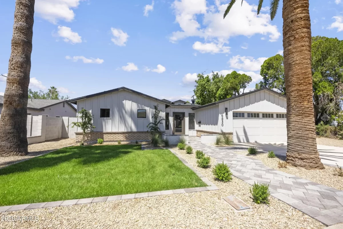 4BR House for Sale in Phoenix, AZ