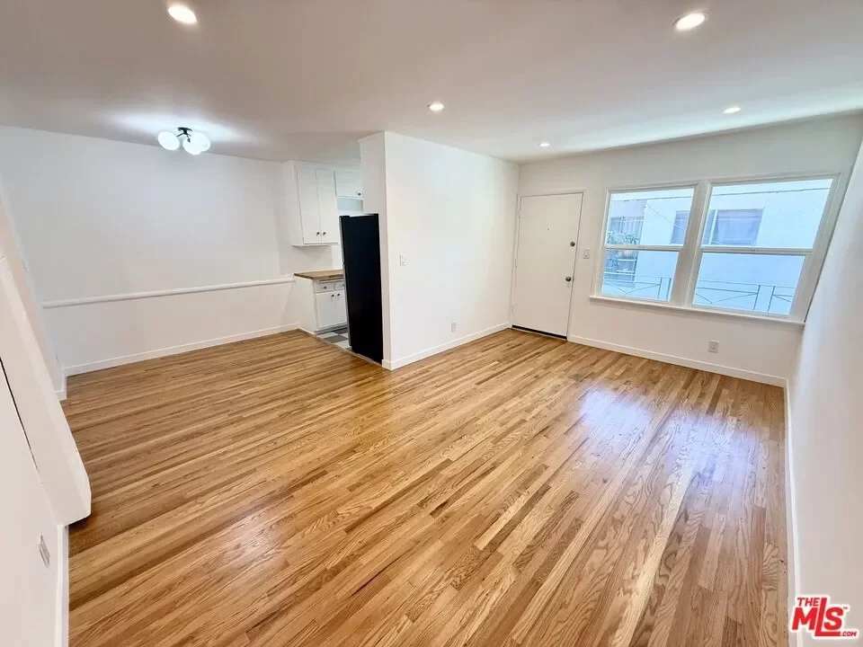 1BR Townhouse for Rent in West Hollywood, CA