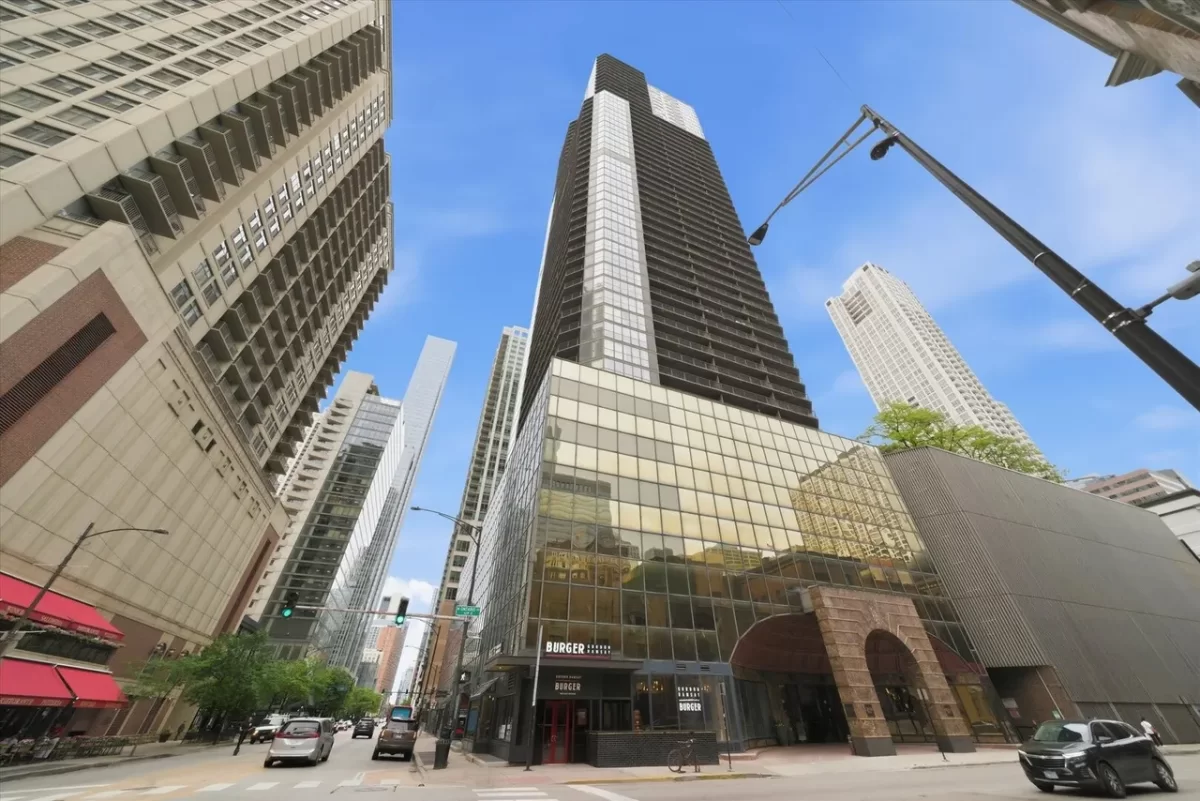 1BR Condo for Sale in Chicago, IL