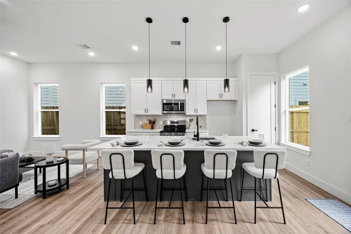 2BR Multi-Family for Sale in Houston, TX