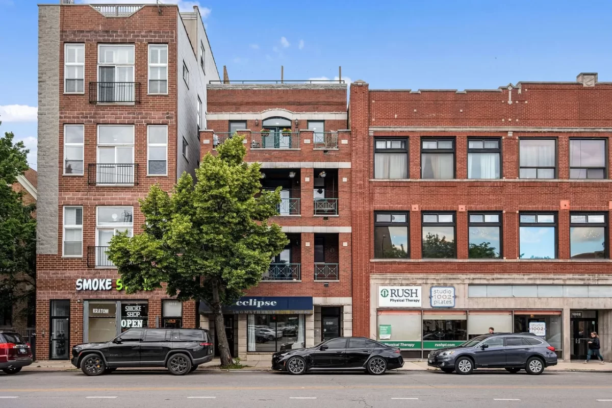 3BR Condo for Sale in Chicago, IL