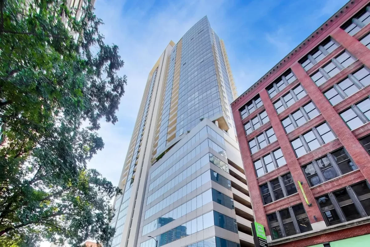 1BR Condo for Sale in Chicago, IL