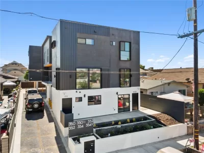 6BR Multi-Family for Sale in Los Angeles, CA