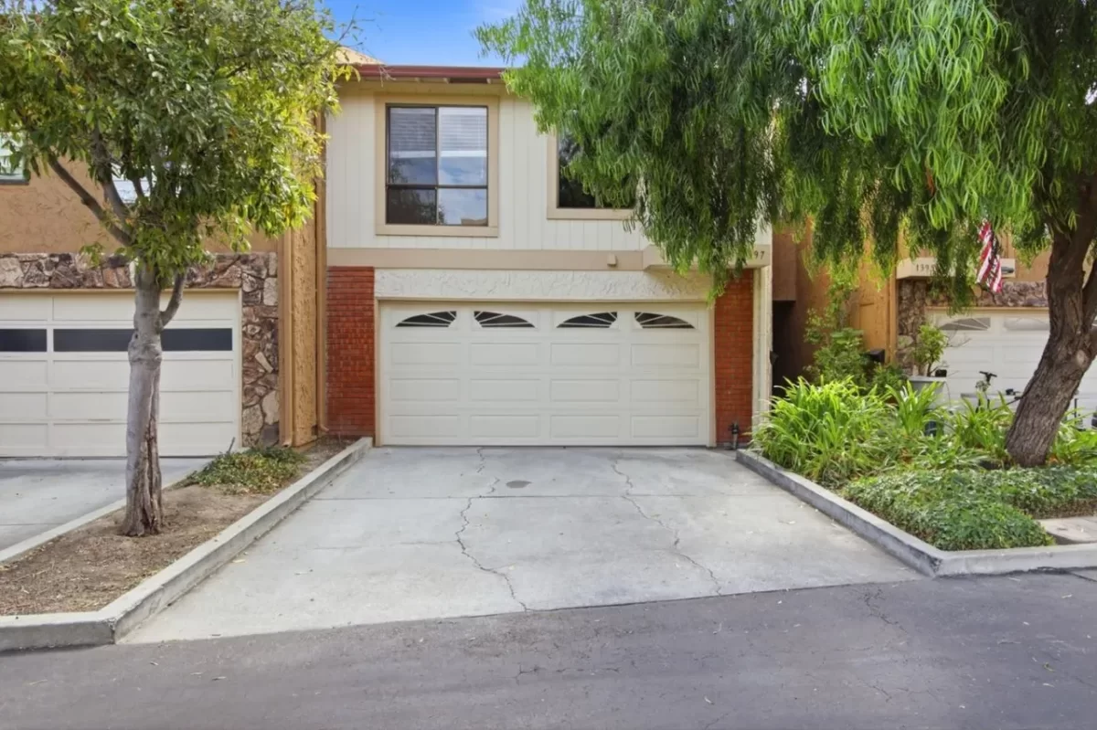 4BR Townhouse for Sale in Santa Clara, CA