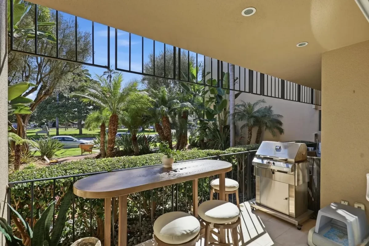2BR Condo for Sale in Coronado, CA