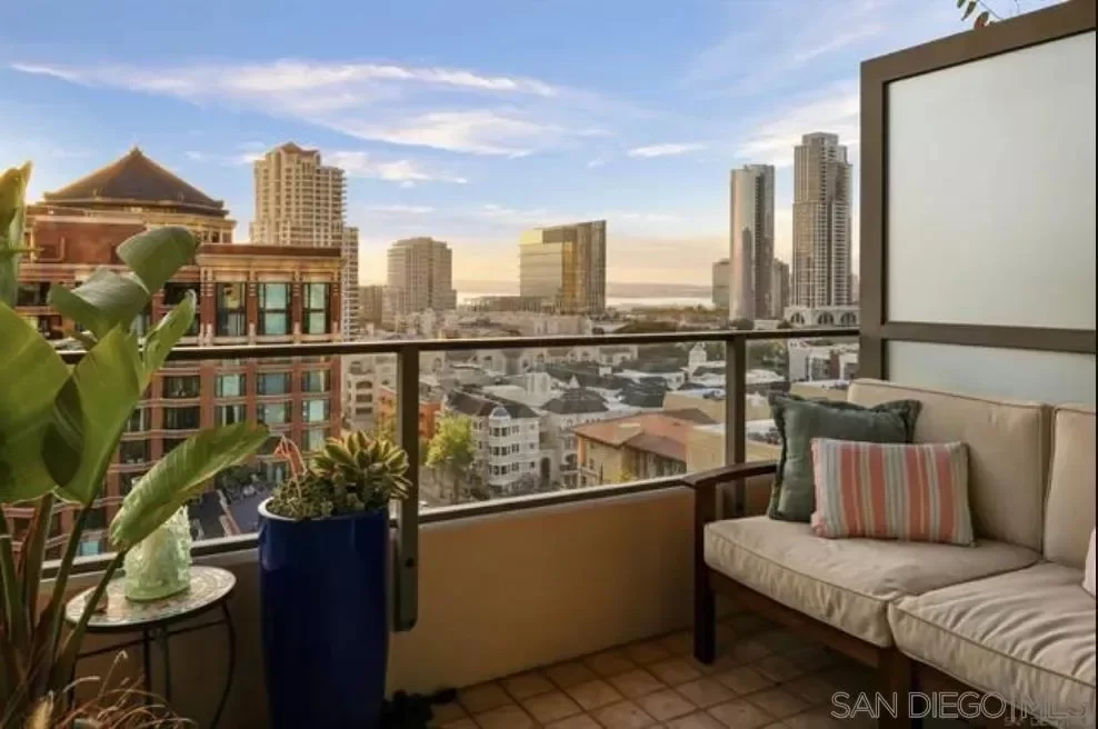 1BR Condo for Sale in San Diego, CA