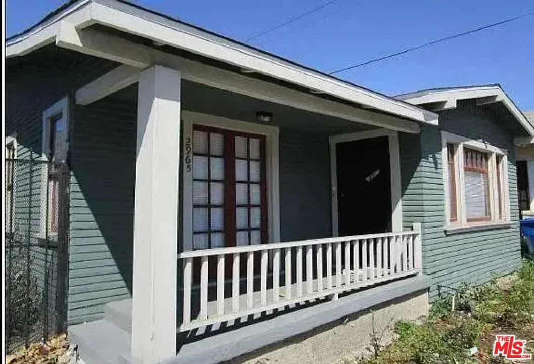 2BR House for Rent in Los Angeles, CA